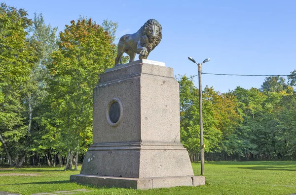 Reino Rusia Septiembre 2019 Foto Monumento Bistrom Por Escultor Klodt —  Fotos de Stock