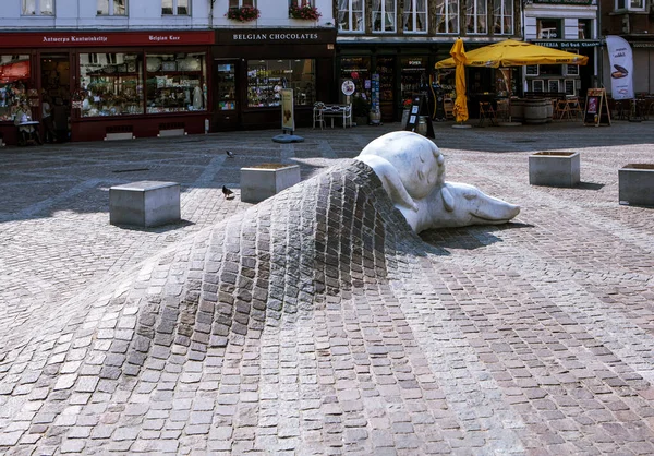 Skulptur Des Schlafenden Nello Und Der Patrasche Antwerpen — Stockfoto