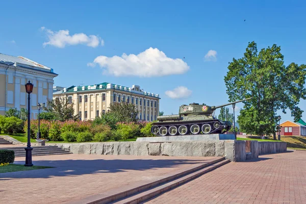 Nizhny Novgorod Russia July 2019 Photo Monument Tank Kremlin — Stock Photo, Image