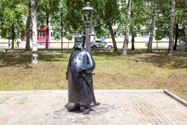 Nizhny Tagil Rusia Junio 2019 Foto Escultura Policía —  Fotos de Stock