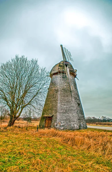 Vieux Moulin Vent Pierre Sous Ciel Nuageux — Photo