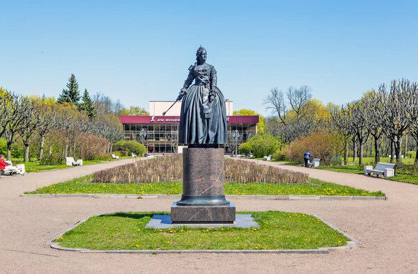 PUSHKIN, RUSSIA - MAY 17, 2020: Photo of Monument to Catherine II.