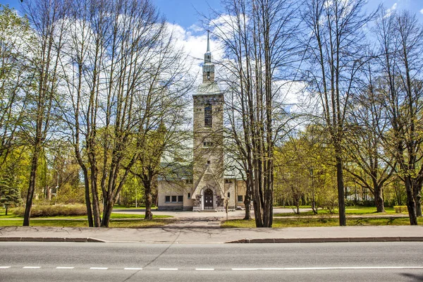 Mary Kerktoren Achter Boomtakken Hamina Finland — Stockfoto