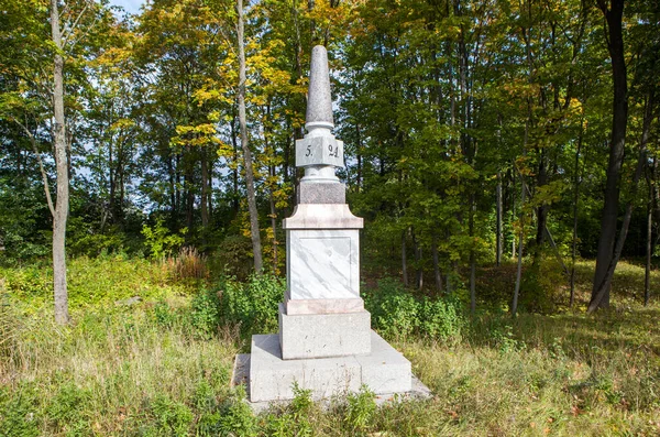 Peterhof Russia Settembre 2019 Foto Milestone Autostrada San Pietroburgo — Foto Stock