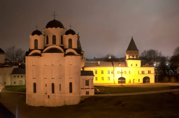 Καθεδρικός Ναός Της Σόφιας Φωτισμένος Νύχτα Veliky Novgorod Ρωσία — Φωτογραφία Αρχείου