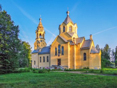 Tanrı 'nın Hayat Veren Haçı' nın Saygıdeğer Ağaçlarının Kökeni Kilisesi. Lisino-Korpus. Tosno bölgesi. Leningrad bölgesi. Rusya (2014)