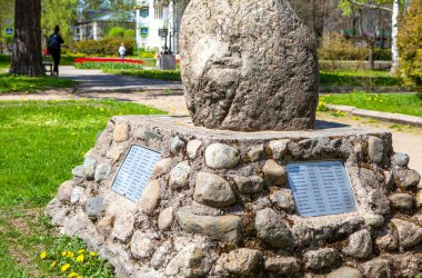 ZELENOGORSK, RUSSIA - 26 Mayıs 2020: Düşenler Anıtı Fotoğrafı. Kare Zafer.