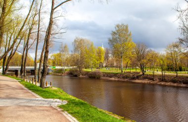 Şehir parkının güzel manzarası