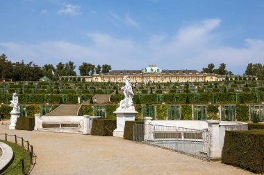 POTSDAM, Almanya - 28 AĞUSTOS 2019 Sanssouci Parkı 'nın Fotoğrafı.