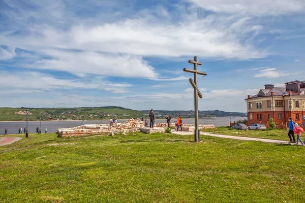 Sviyazhsk Russia May 2019 Photo Worship Cross Next Ruins Church — Stock Photo, Image