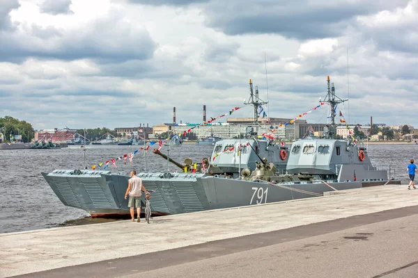 Petersburg Russia Ιουλιου 2019 Φωτογραφία Του Έργου 11770 1441 Προσγείωση — Φωτογραφία Αρχείου