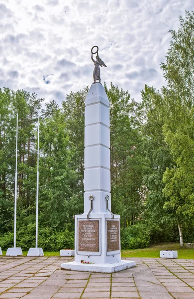 Sosnovy Bor Rússia Julho 2019 Foto Monumento Glória Estela Nicka — Fotografia de Stock