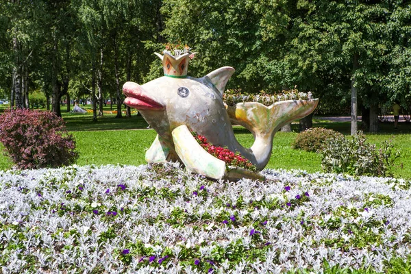 Saint Petersburg Russia July 2015 Photo Sculpture Fish Flower Garden — Stock Photo, Image