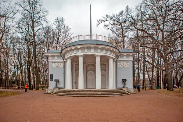 Pavilhão Cais Granito Pavilhão Sob Bandeira Ilha Elagin Palácio Parque — Fotografia de Stock