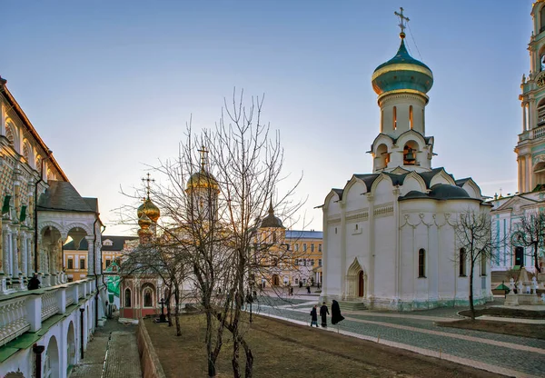 Sergiev Posad Rusia Abril 2020 Foto Iglesia Dukhovskaya Refectorio Trinidad —  Fotos de Stock