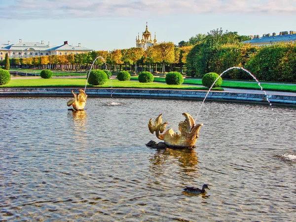 Peterhof Russland September 2011 Foto Des Mezheumny Brunnens Fragment Obere — Stockfoto