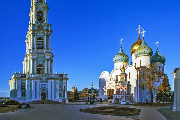 Sergiev Posad Ryssland April 2020 Foto Klocktornet Katedralen Och Kapellet — Stockfoto
