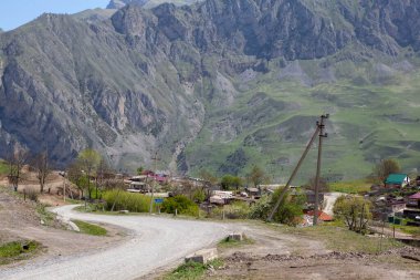 Kani köyü. Karmadon Boğazı. Kuzey Osetya. - Rusya. 14 Mayıs 2021