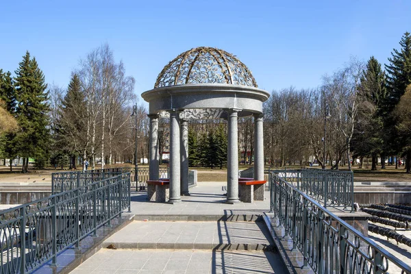 Anjo Descalço Jardim Lyubashinsky São Petersburgo Rússia Abril 2021 — Fotografia de Stock
