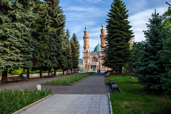 Мечеть Мухтарова Суннитская Мечеть Коцоева Владикавказ Северная Осетия Россия Мая — стоковое фото