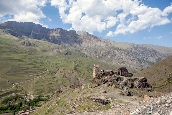 Torres Kurt Tag Kurtat Gorge Osetia Del Norte Rusia Mayo —  Fotos de Stock