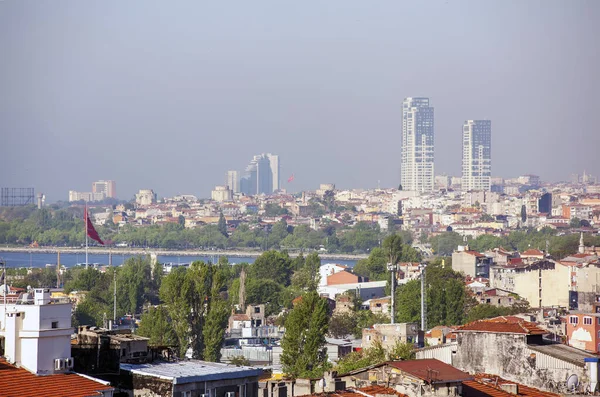 Blick Vom Dach Des Buyuk Valide Sultan Khan Auf Istanbul — Stockfoto