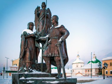 Aziz Peter ve Murom 'un Fevronia Anıtı. Cheboksary 'de. Chuvash Cumhuriyeti. - Rusya. 15 Şubat 2021