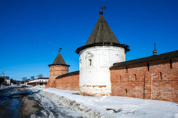 ユリェフスキー クレムリンの壁 Mikhailo Arkhangelsky Yuryevsky Monastery ユリエフ ポルスキー ウラジーミル地方 ロシアだ — ストック写真