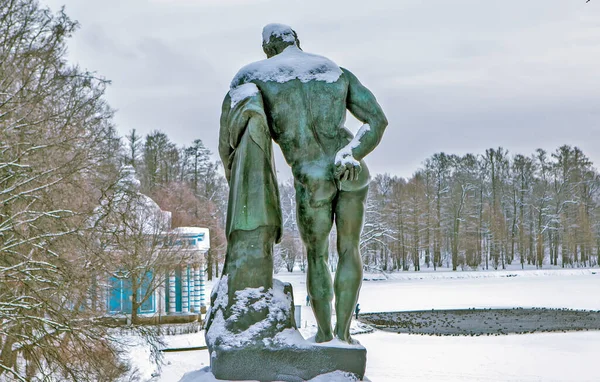Estatua Hércules Con Vistas Estanque Grande Pabellón Gruta Catherine Park — Foto de Stock