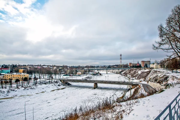 伏尔加河上的桥Rzhev Tver地区 俄罗斯 2021年1月3日 — 图库照片