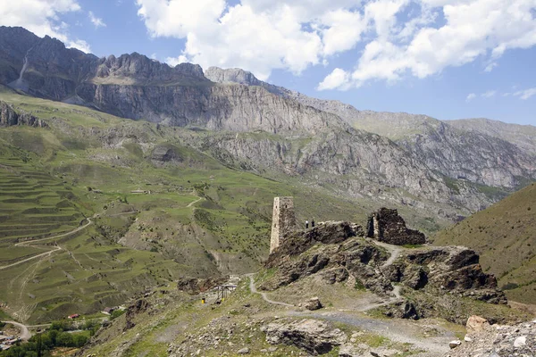Kurt Tag Kuleleri Kurtat Boğazı Kuzey Osetya Rusya Mayıs 2021 — Stok fotoğraf