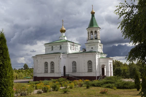 Polotsk. Weißrussland. der Tempel zu Ehren der heiligen Jungfrau. — Stockfoto