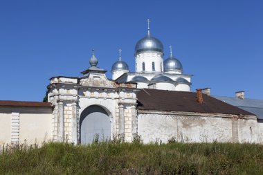 Monastery walls, fences and gates St George's Cathedral Yuriev Monastery. Velikiy Novgorod. Russia.