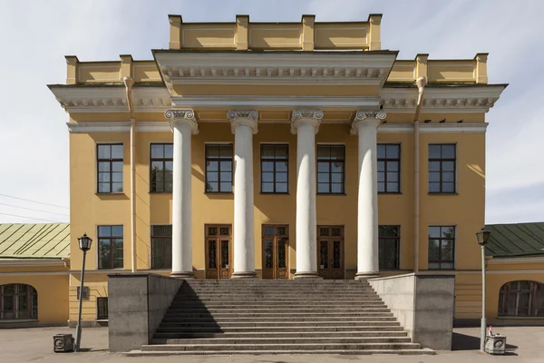 Manor kiryanovo und gab Dashkova, dem Standesbeamten der Region Kirow, "Hufeisen". St. petersburg. Russland. — Stockfoto