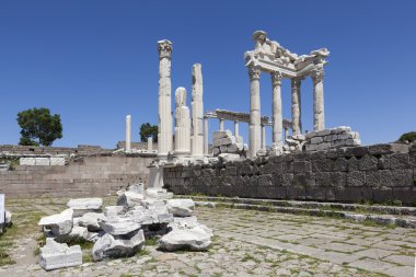 Pergamon Acropolis. Türkiye. Traian Tapınağı kalıntıları.
