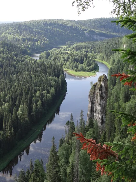 Rock Usvinskie zuilen. Perm regio. Rusland. — Stockfoto