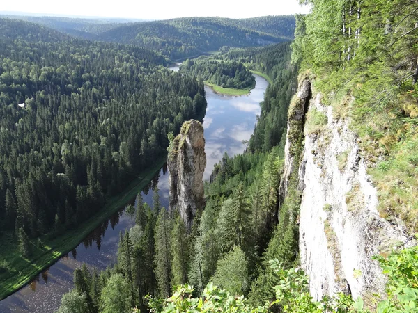 Usvinskie Polonais. Un putain de doigt de pierre. Région de Perm. Russie . — Photo