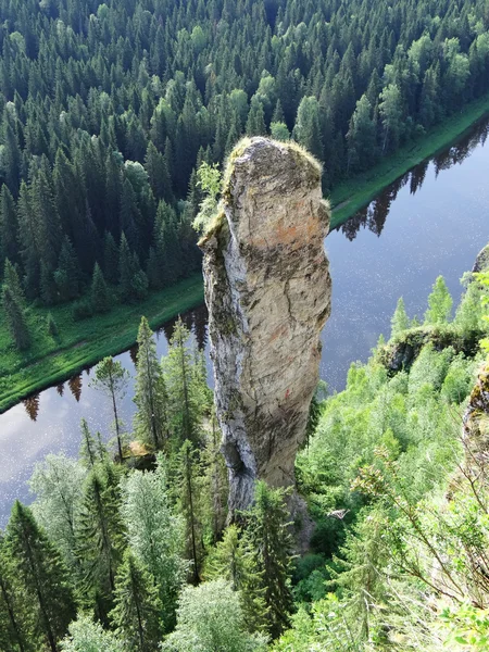 Usvinskie Poles. Maldito dedo de roca. Región de Perm. Rusia . —  Fotos de Stock