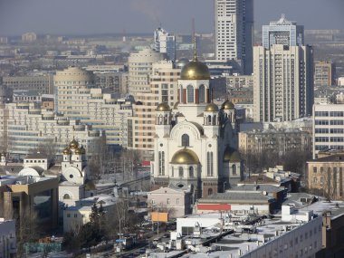 Dökülen kan kiliseyle yukarıdan görüntüleyin. Ekaterinburg. Rusya.