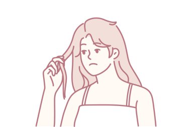 İnce kırılabilir saçları olan mutsuz genç bir kadın. Saç dökülmesi ve kırık uçlarıyla hayal kırıklığına uğramış bir kız. Saç bakım ve güzellik. Vektör illüstrasyonu.