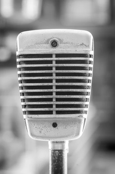 Retro gamla mikrofon — Stockfoto
