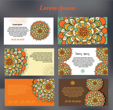 Çiçek süslemeli kartlar