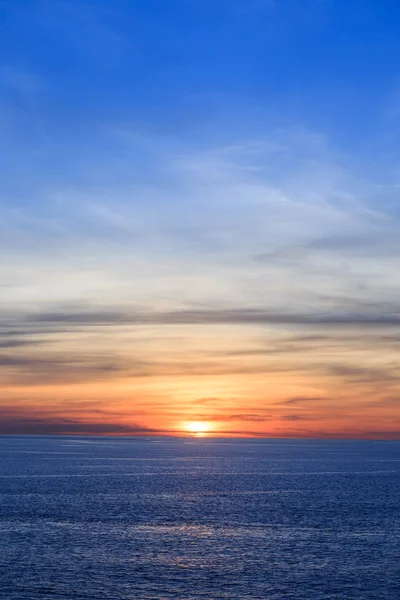 在普吉岛，黄昏的天空日落 免版税图库照片