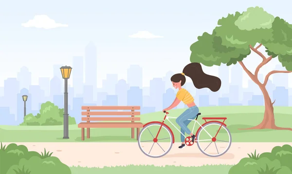 Женщина на велосипеде разъезжает по городу. Весенний пейзаж Летний фон. Милая счастливая молодая девушка на велосипеде в парке. Спорт и отдых на свежем воздухе. Векторная иллюстрация в плоском стиле мультфильма — стоковый вектор