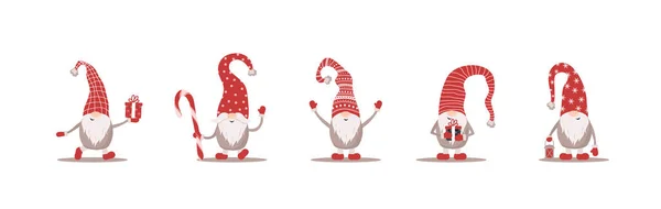 하얀 배경에 빨간 산타 모자를 쓴 귀여운 놈들. 스칸디나비아 크리스마스 요정 . 평평 한 만화 스타일의 벡터 그림. 노르딕 요소 디자인 인사말 카드, 계절 별 인사, 웹, 래퍼 — 스톡 벡터