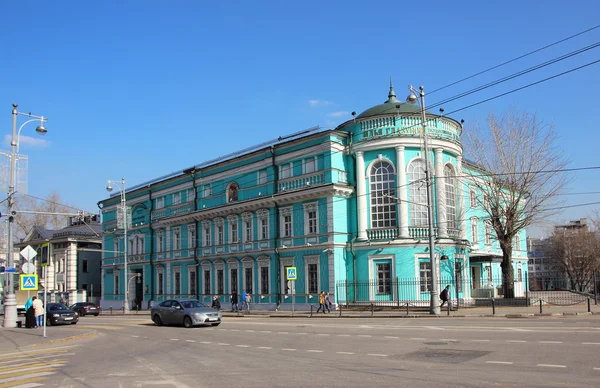 일 리아 글라주노프의 박물관의 건물에 4 월 8 일, 2016, 모스크바, 러시아, 보기. — 스톡 사진