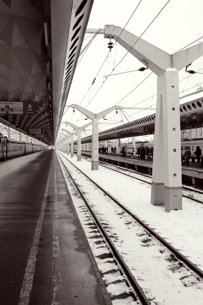 Plataforma vazia na estação de Moscou — Fotografia de Stock