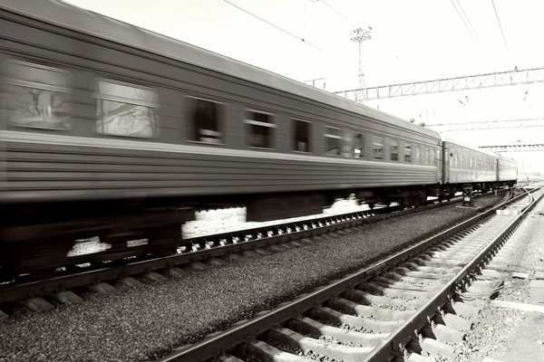 Passenger train passing on speed, Odessa, Ukraine, February 27, 2015 — Stock Photo, Image