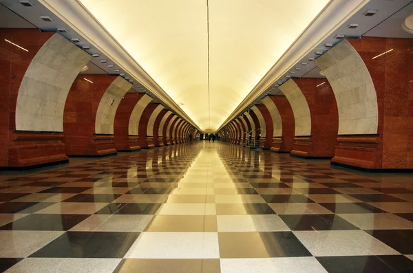 Az állomás "Victory Park", egy üres lobby. — Stock Fotó