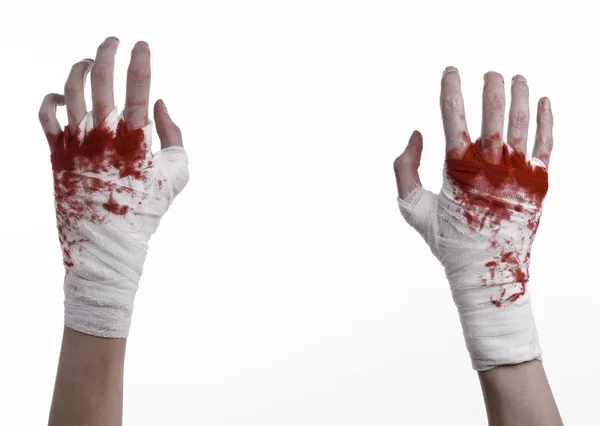 Shook his bloody hand in a bandage, bloody bandage, fight club, street fight, violence, bloody theme, black background, isolated, bloody fists, boxer, tied his hands with a bandage, white background — Stock Photo, Image